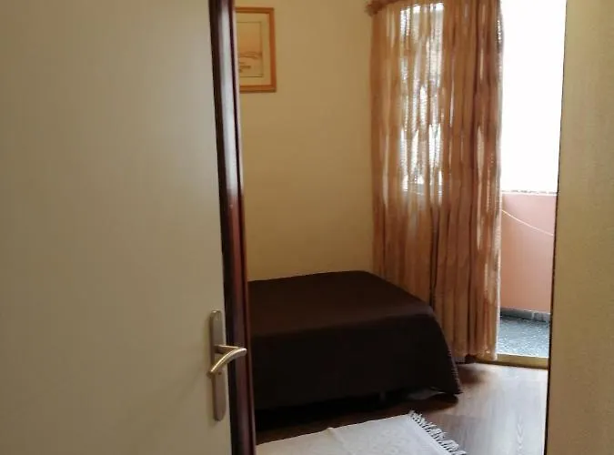 A 1 Minuto De Canteras Apartment *